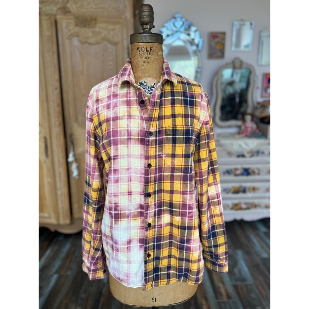 Upcycled Boxing Girl Flannel Medium Folk Art Grunge Indie Shirt - Picture 6 of 6